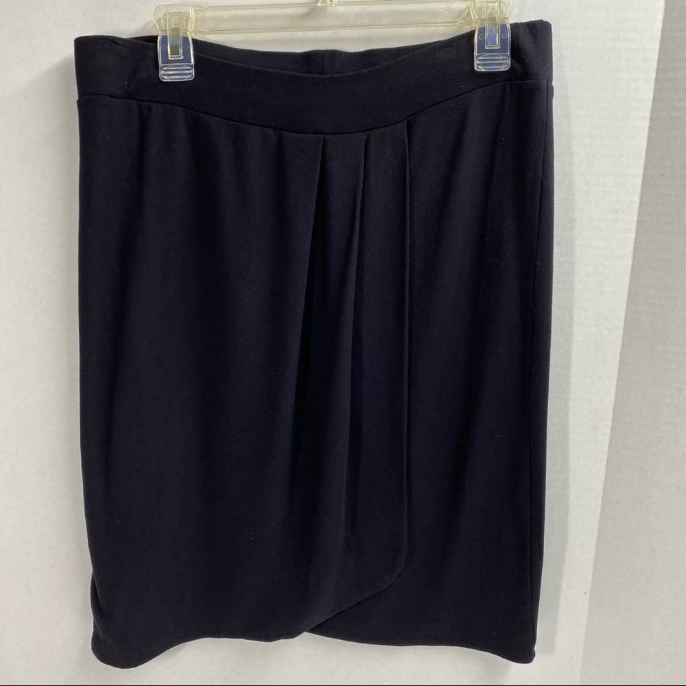 CAbi Black Faux Wrap Skirt Size Medium pull on elastic waist rayon spandex knit